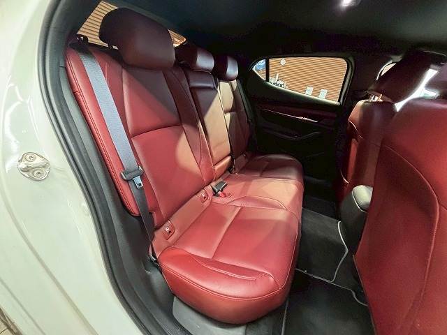 マツダ MAZDA3 FASTBACKの画像9