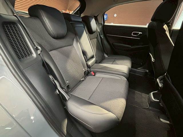 ホンダ ヴェゼルハイブリッドの画像9