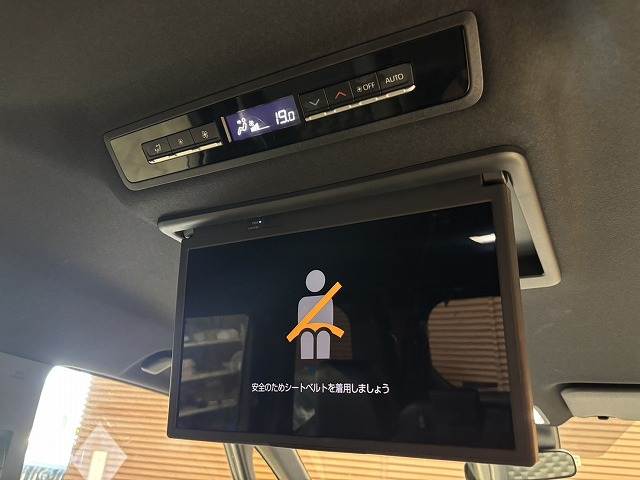 ヴォクシーハイブリッドS-Z 内装他