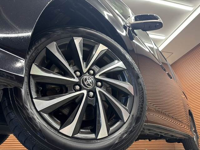 トヨタ ヴォクシーハイブリッドの画像11