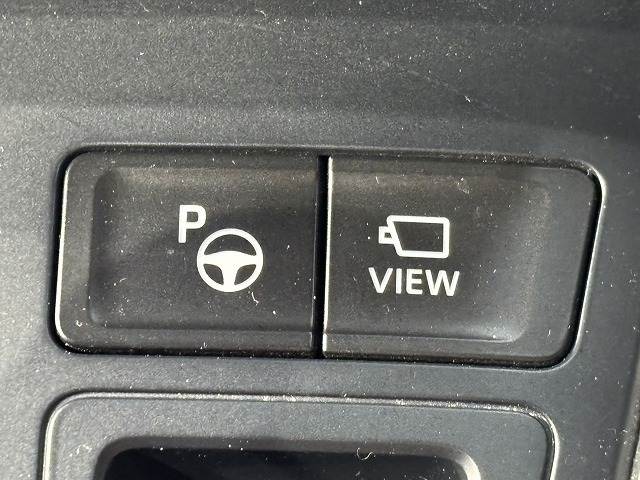 トヨタ ヴォクシーハイブリッドの画像15