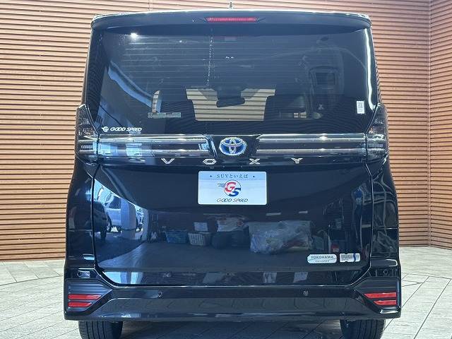 トヨタ ヴォクシーハイブリッドの画像19