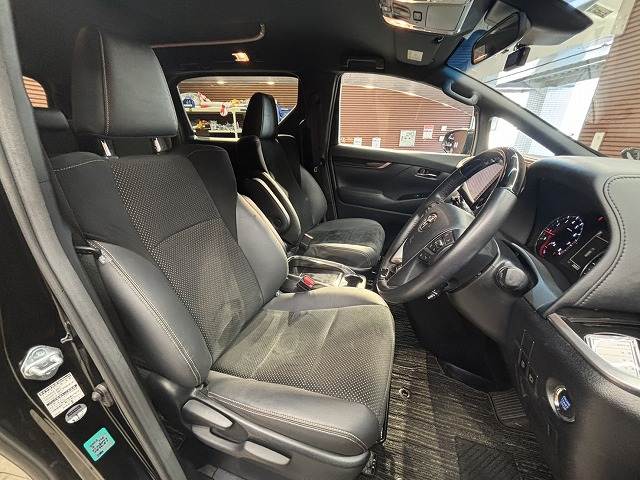 トヨタ ヴェルファイアの画像7