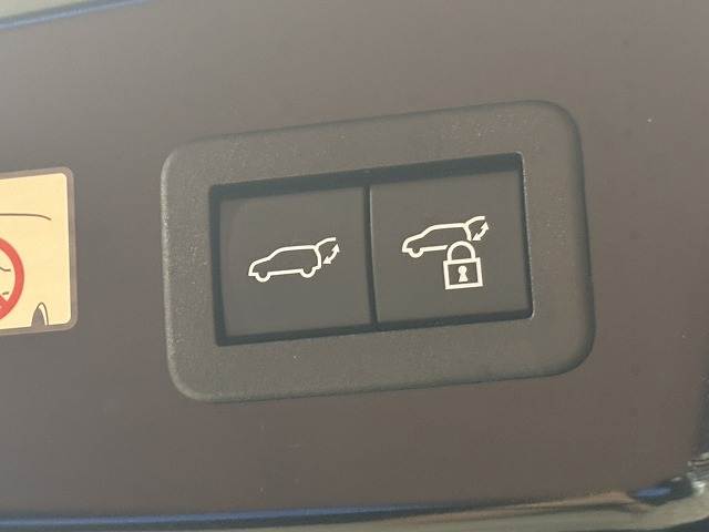 トヨタ プリウスの画像16