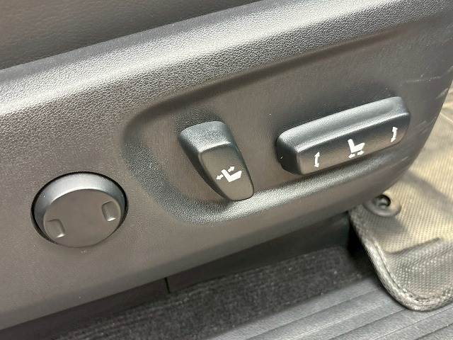 トヨタ ランドクルーザープラドの画像6