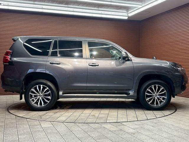 トヨタ ランドクルーザープラドの画像18