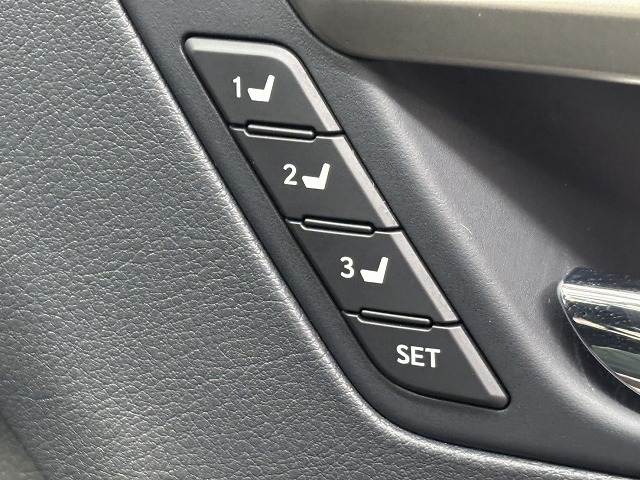 RXRX450h “version L” 内装他