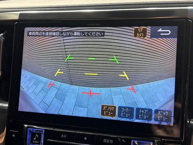 トヨタ ヴェルファイアの画像4