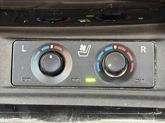 トヨタ ヴェルファイアの画像7