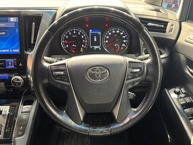 トヨタ ヴェルファイアの画像13