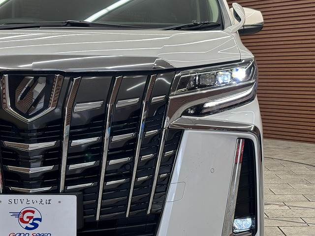 トヨタ アルファードの画像10