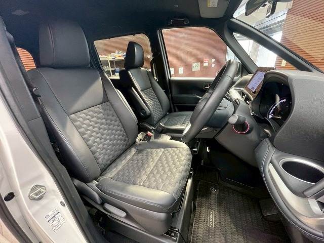 トヨタ ヴォクシーの画像8