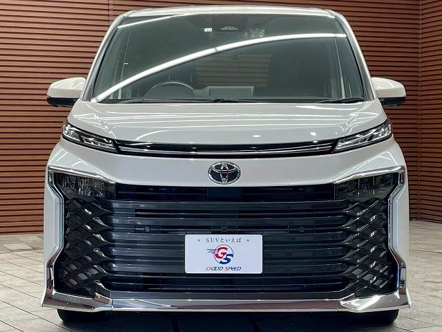 トヨタ ヴォクシーの画像17