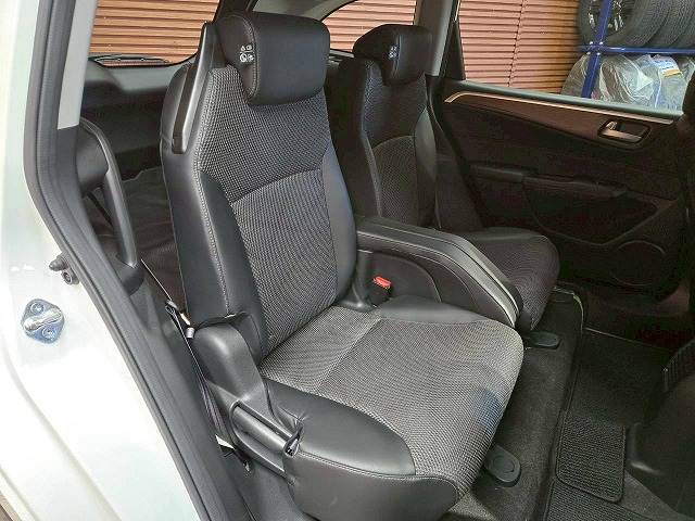 ホンダ ジェイドの画像8