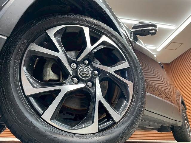 トヨタ&nbsp;C-HRの画像11