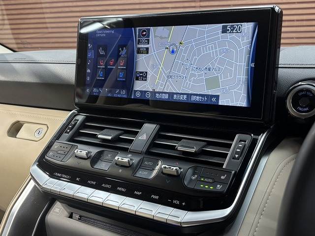 トヨタ ランドクルーザー300系の画像3