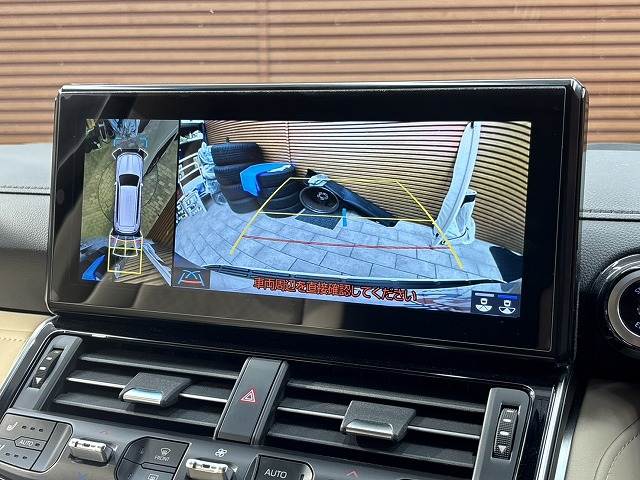 トヨタ ランドクルーザー300系の画像4