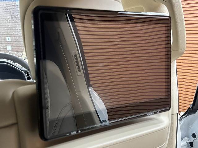 トヨタ ランドクルーザー300系の画像6