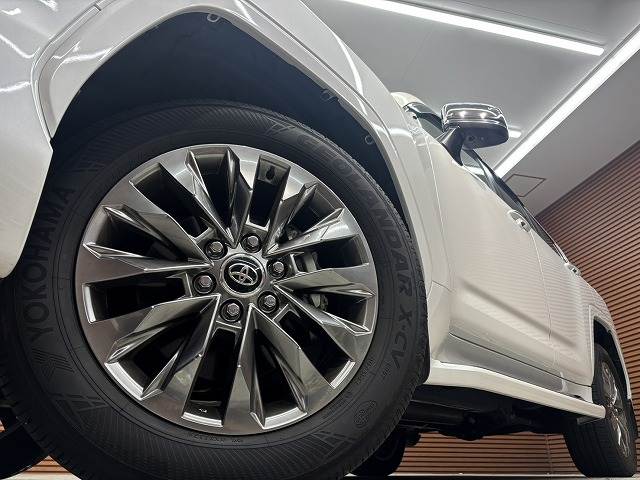 トヨタ ランドクルーザー300系の画像11