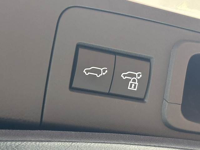 クラウンスポーツSPORT Z (HEV) 内装他