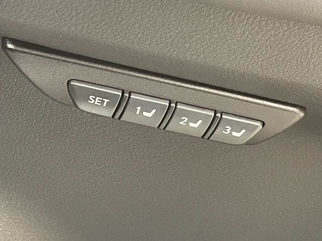 NXNX300h クール＆ブライト 内装他