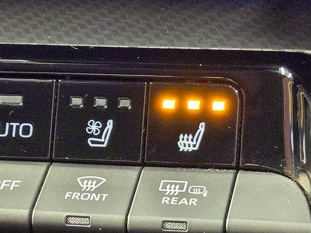 プリウスZ 内装他