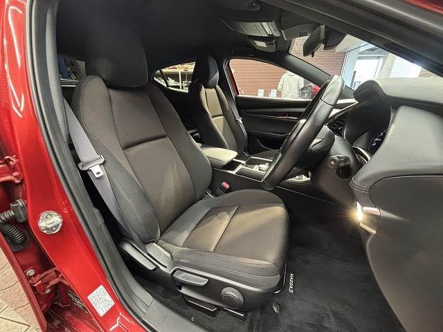 マツダ MAZDA3 FASTBACKの画像8