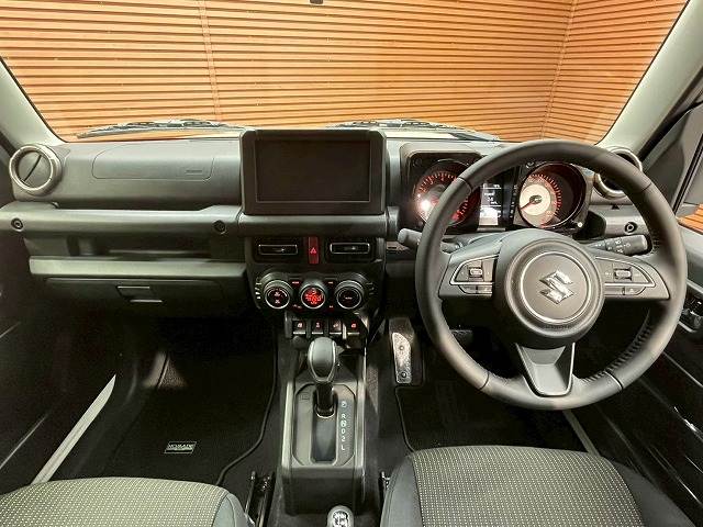 ジムニーノマドFC 内装他