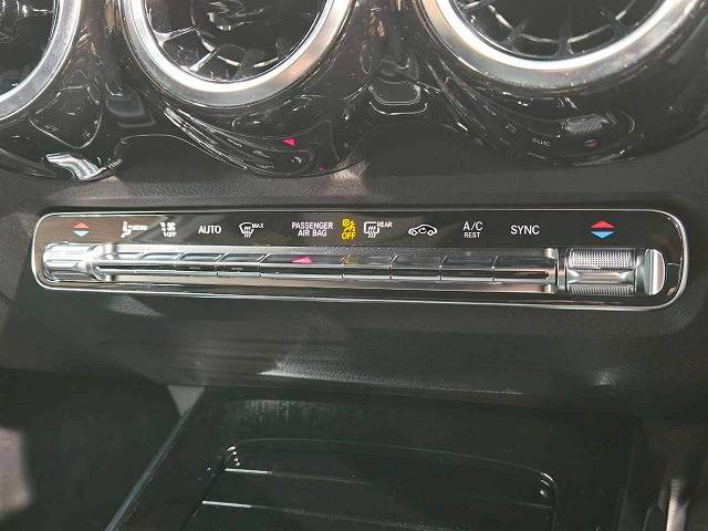 メルセデス・ベンツ&nbsp;GLB-CLASSの画像12