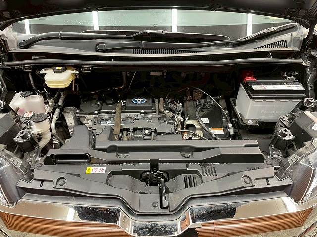 トヨタ ノアハイブリッドの画像14