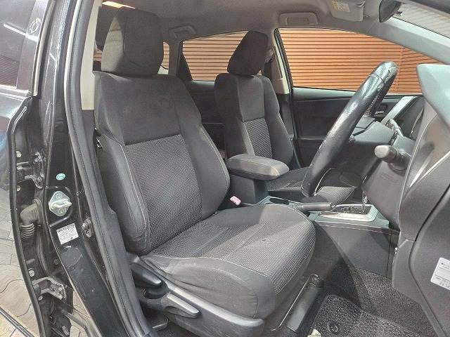 トヨタ&nbsp;オーリスの画像8