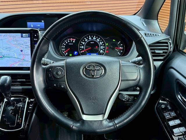 トヨタ ノアの画像13