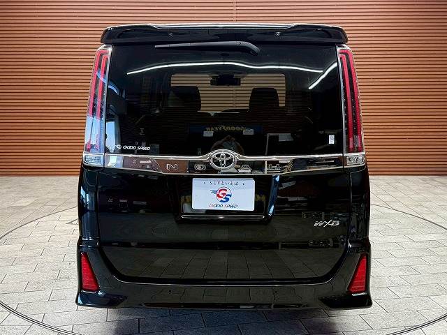 トヨタ ノアの画像19