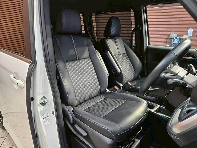 トヨタ&nbsp;ノアハイブリッドの画像7