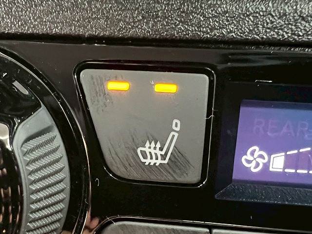 ノートオーラG FOUR leather edition 内装他