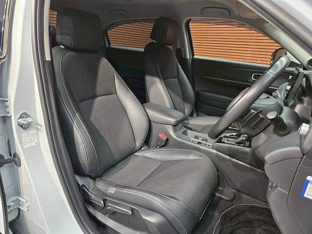 ホンダ ヴェゼルハイブリッドの画像8