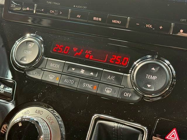 三菱&nbsp;デリカD5の画像12