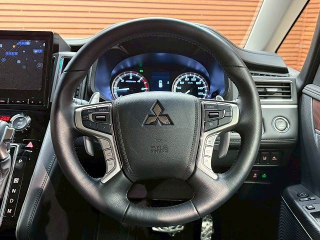 三菱&nbsp;デリカD5の画像13