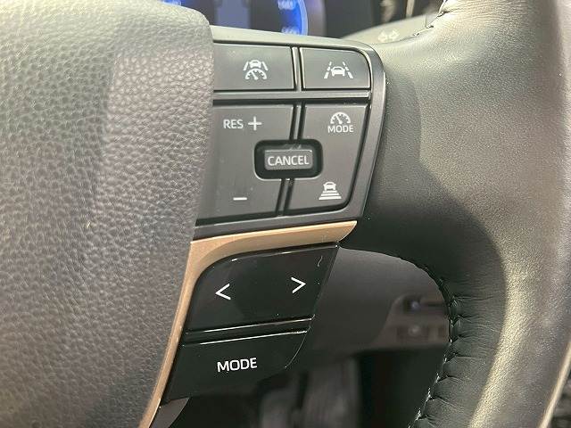 トヨタ クラウンクロスオーバーの画像16