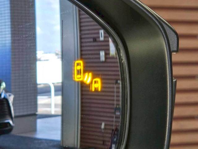 トヨタ クラウンクロスオーバーの画像16