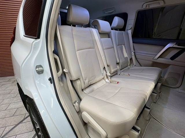 トヨタ ランドクルーザープラドの画像8