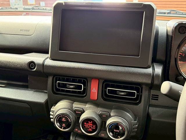 ジムニーXC 内装他