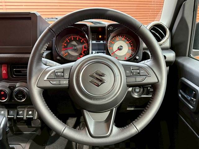 スズキ ジムニーの画像13