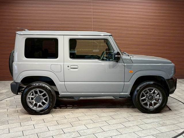 スズキ ジムニーの画像18