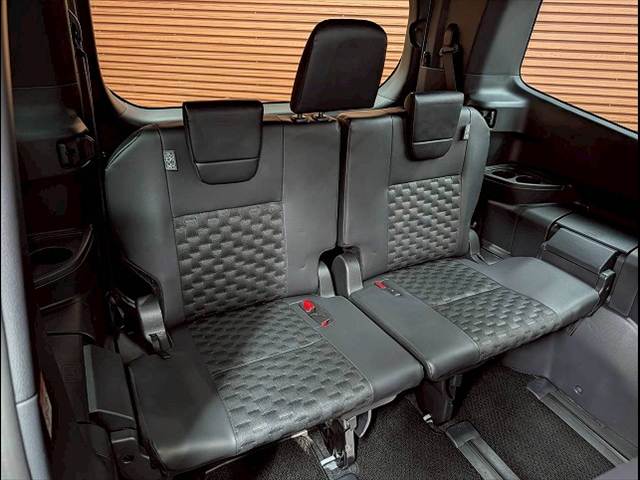 トヨタ&nbsp;ヴォクシーの画像9