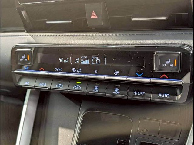 トヨタ&nbsp;ヴォクシーの画像12