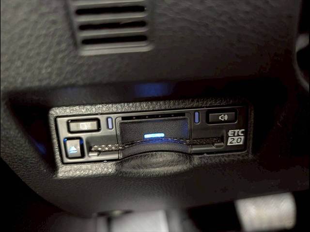 トヨタ&nbsp;ヴォクシーの画像16