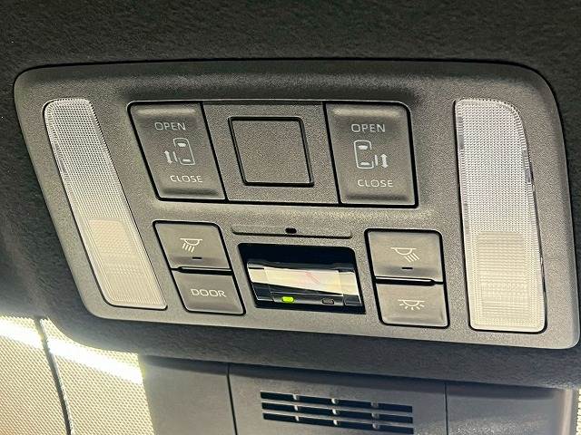 トヨタ&nbsp;ヴォクシーの画像5