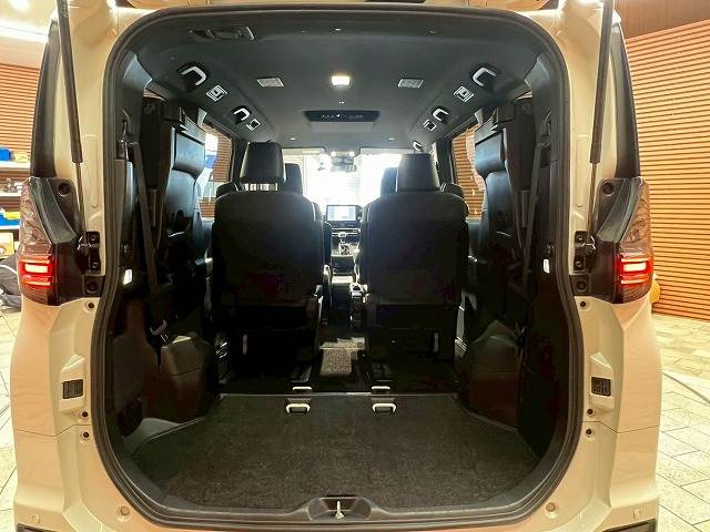 トヨタ&nbsp;ヴォクシーの画像20