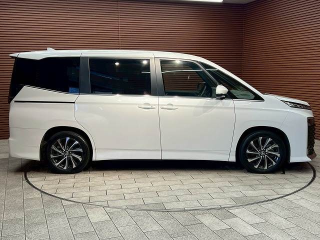 トヨタ&nbsp;ヴォクシーの画像18